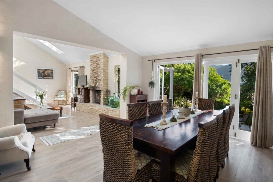 3 Bedroom Property for Sale in Penzance Estate Western Cape